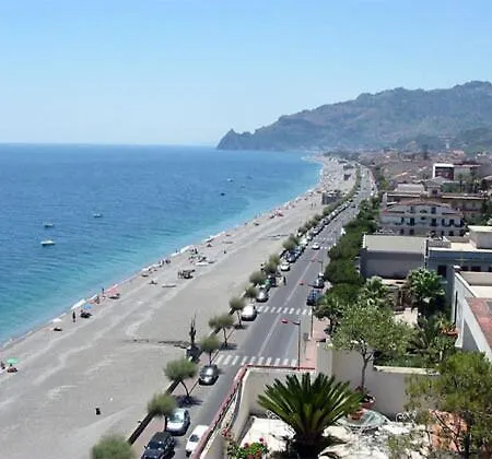 Casalhouse * Furci Siculo